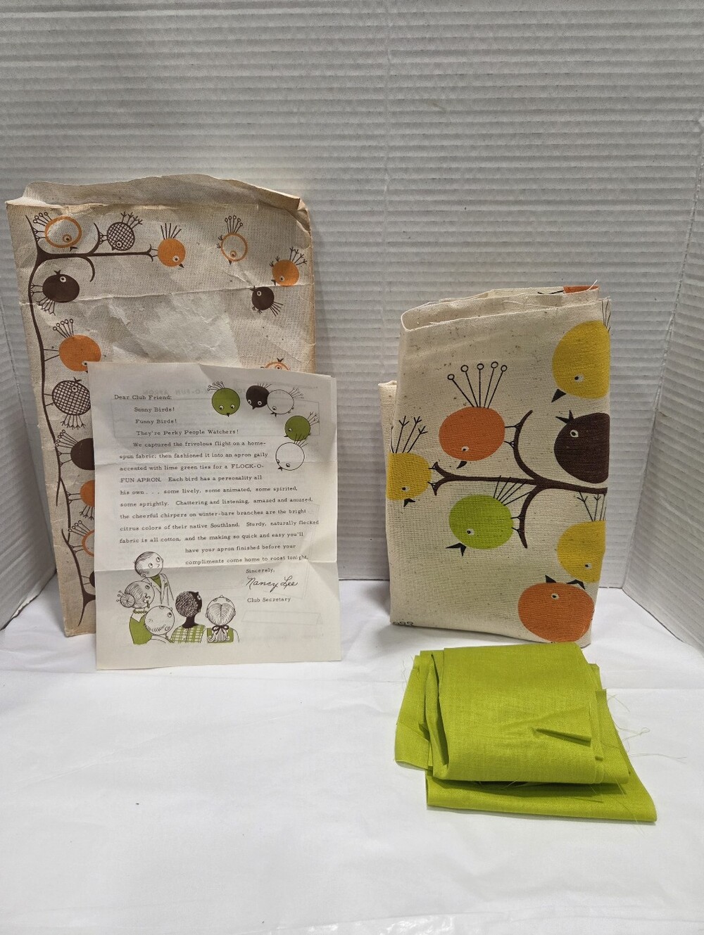 Vintage MCM 60s National Habdcraft Flock-O-FUN Apron Kit
